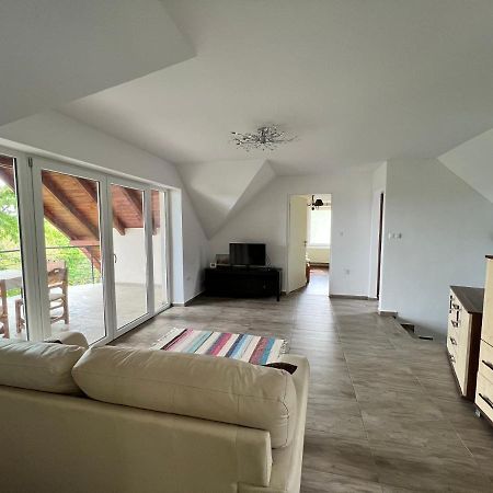 'New' Sunkissed Villa On The Old Hill Balatonalmadi Luaran gambar